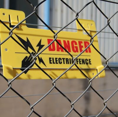 Легкий защитный барьер с алюминиевой рамой